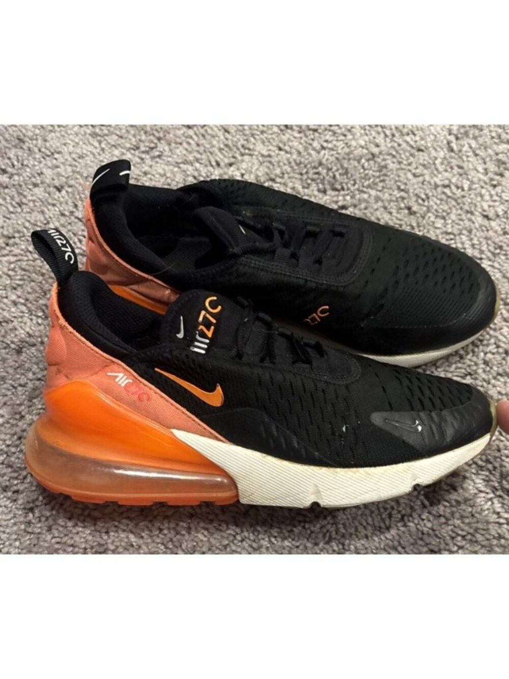 Nike Air Max 270 Black Bright Crimson Total Orange Size 5Y 94